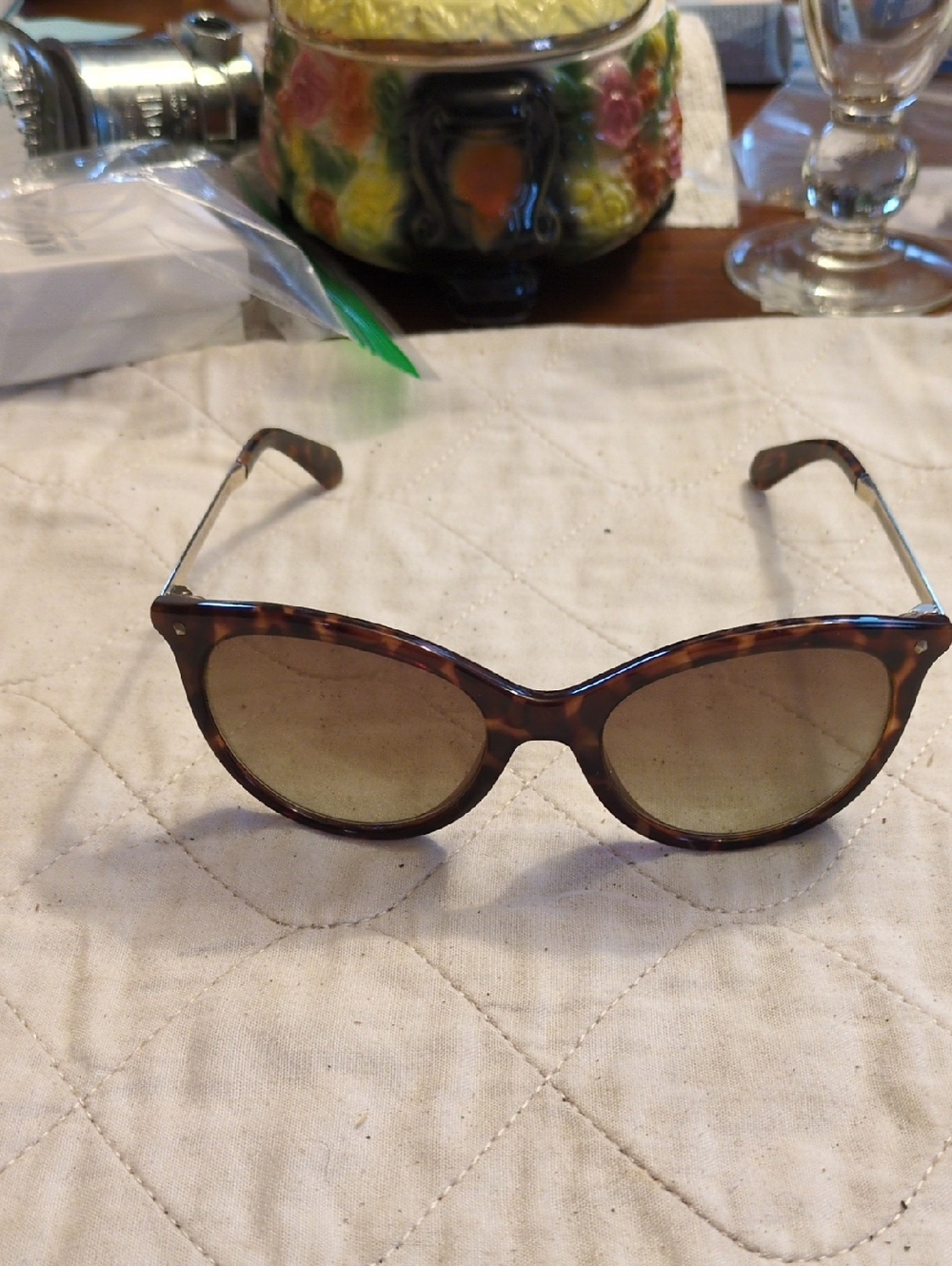 kate spade Amanda Tortoiseshell Round Cat-Eye Sunglasses with Brown Lenses